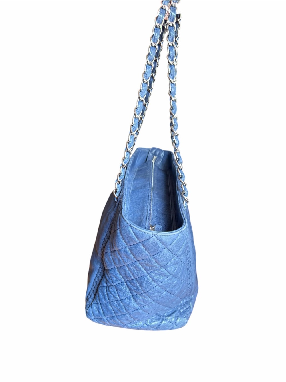 CHANEL Light Blue Quilted CC Shoulder Tote - Picture 3 of 8